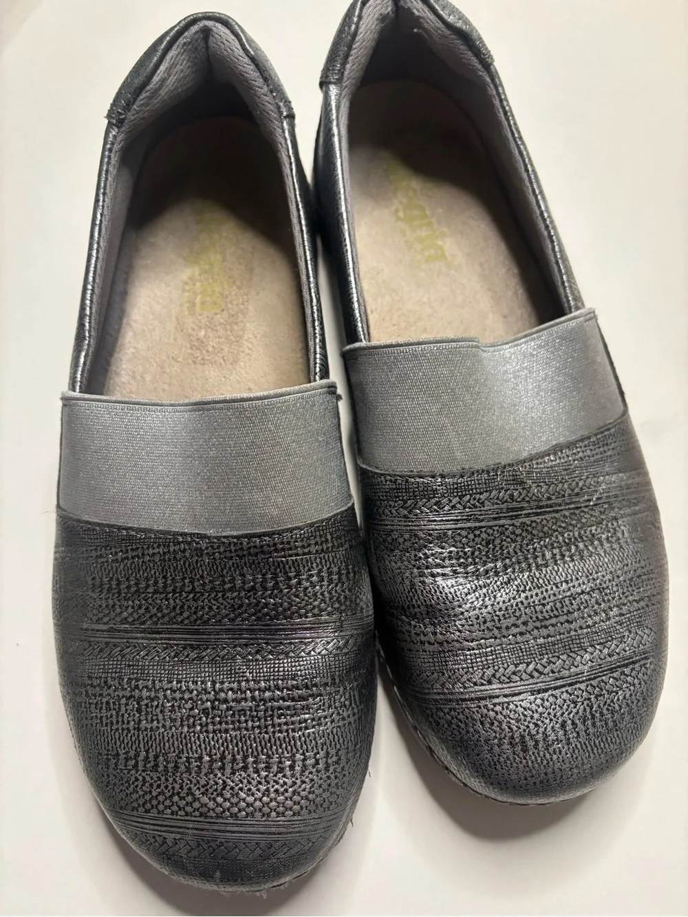 Algeria Glee Chain Mail Silver Leather Comfort Slip On Shoes Size 38 US 7.5-8